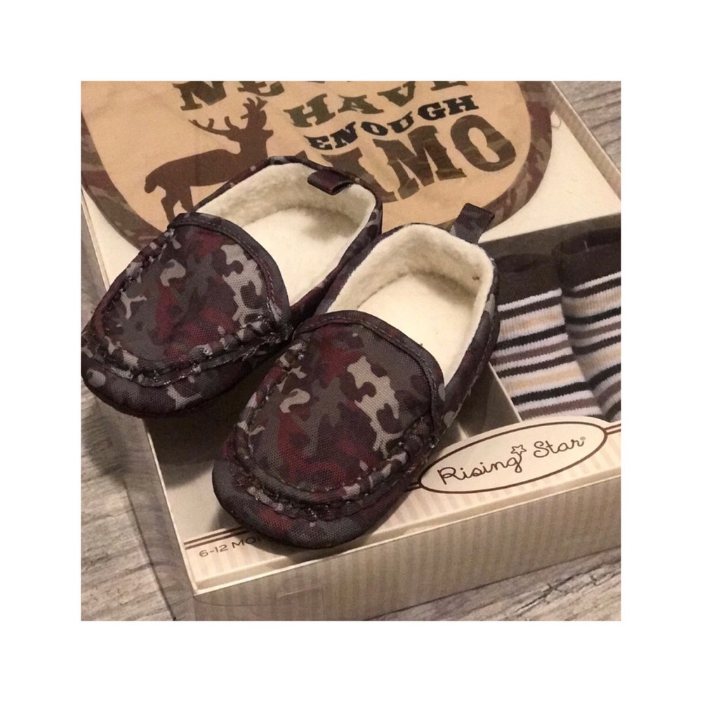 💥PRICE DROP💥Baby Boy Camo Three Piece Gift Set